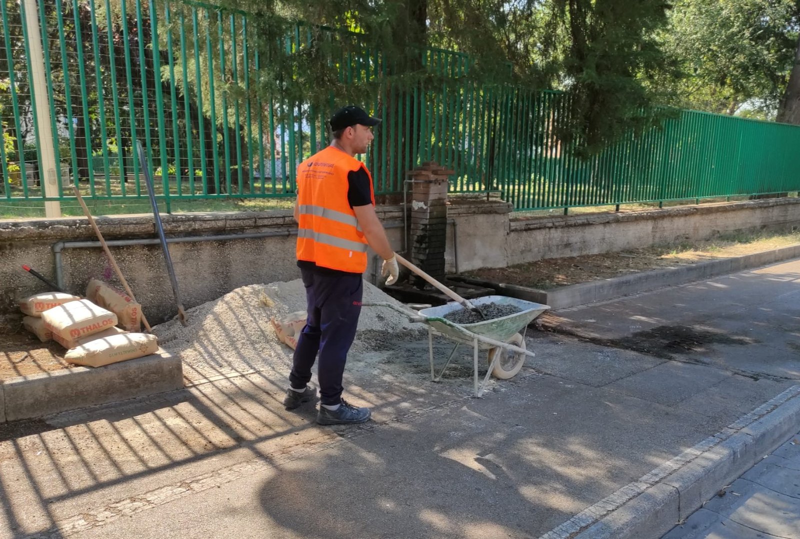 Nuovi marciapiedi e stop alle barriere architettoniche nei percorsi pedonali più frequentati della città