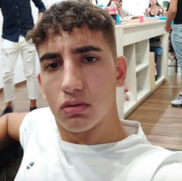 Schianto tra Suv e moto a Quartu: morto il 25enne Riccardo Piras dopo giorni di agonia