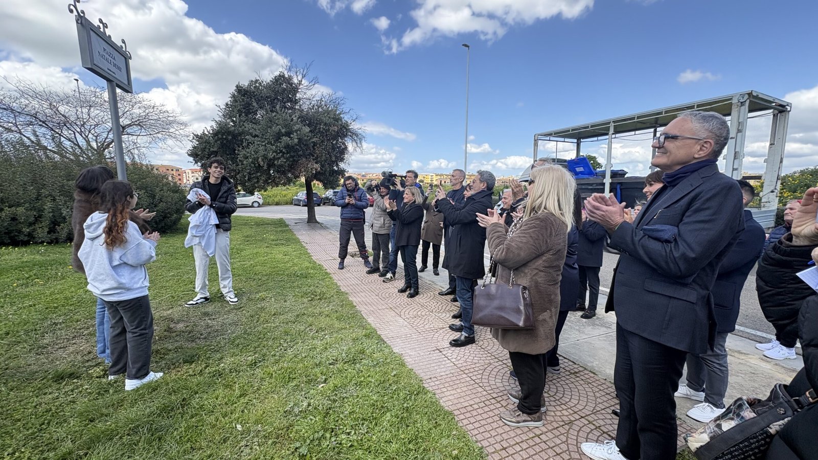 Quartu, inaugurata la piazza intitolata a Natale Dessì