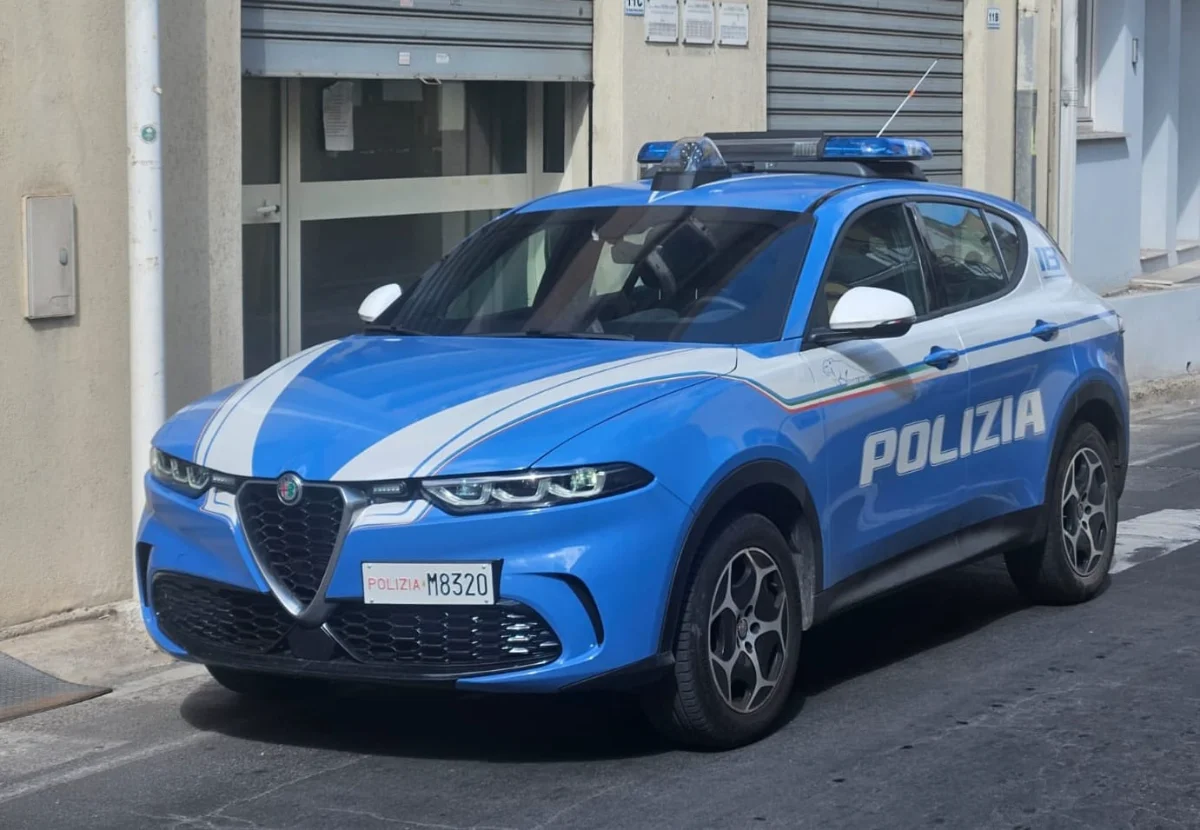 Aggressione brutale a Sassari: donna arrestata per il tentato omicidio dell’ex compagno tra martellate e somministrazione di veleni
