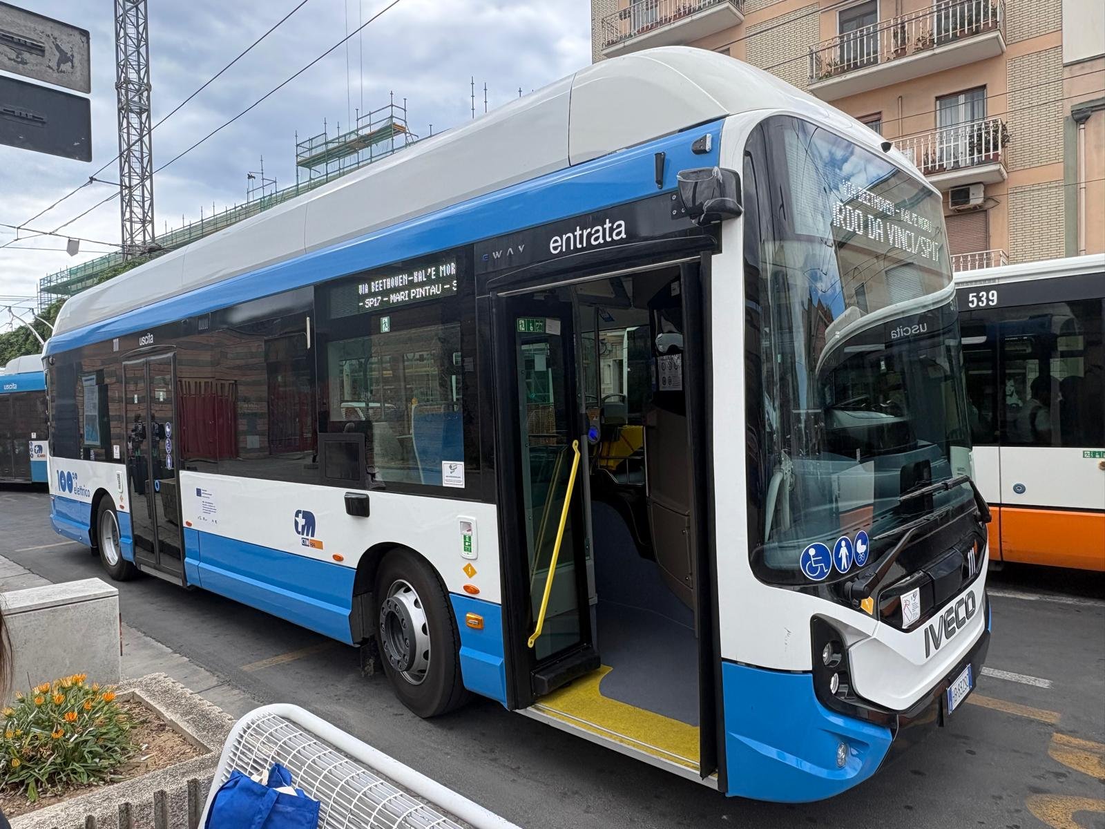 Via al servizio sperimentale di trasporto pubblico locale verso le spiagge, da via Beethoven a Geremeas in bus