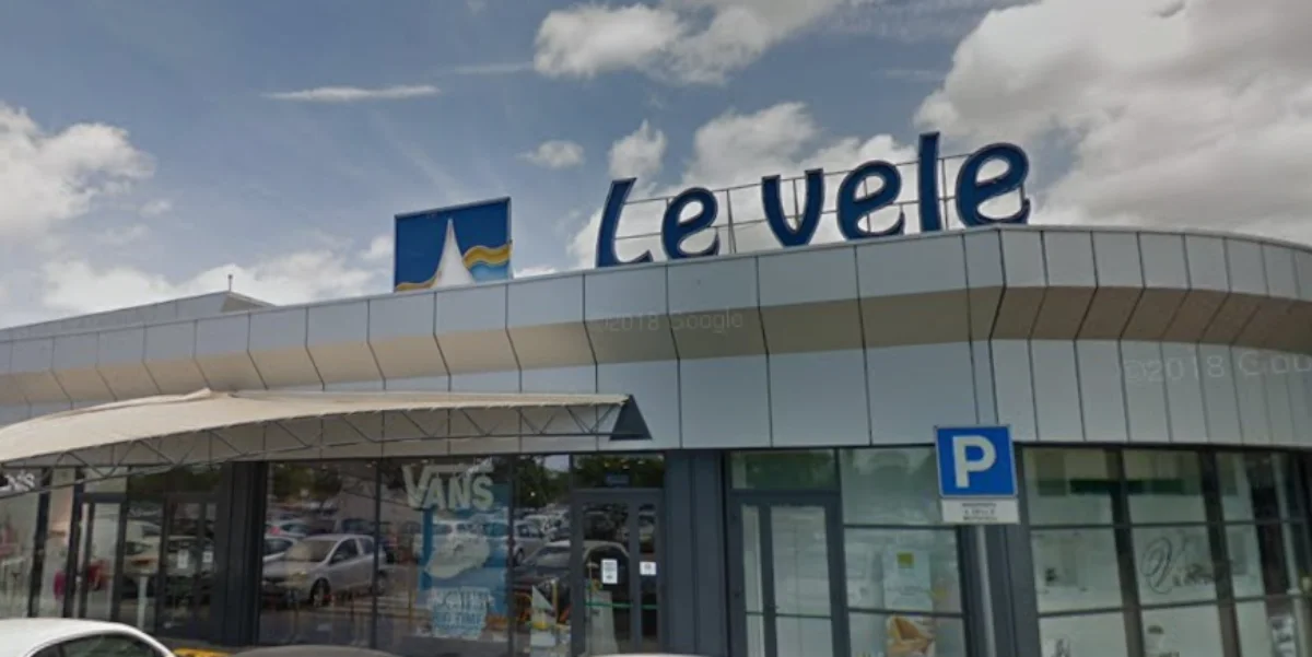 Caldo insostenibile al Centro Commerciale Le Vele: non funzionano i condizionatori
