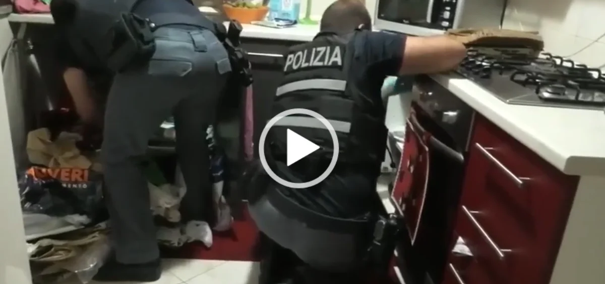 Sventato assalto al caveau e 30 kg d’oro: blitz della Polizia, 11 arresti in tutta l’Isola