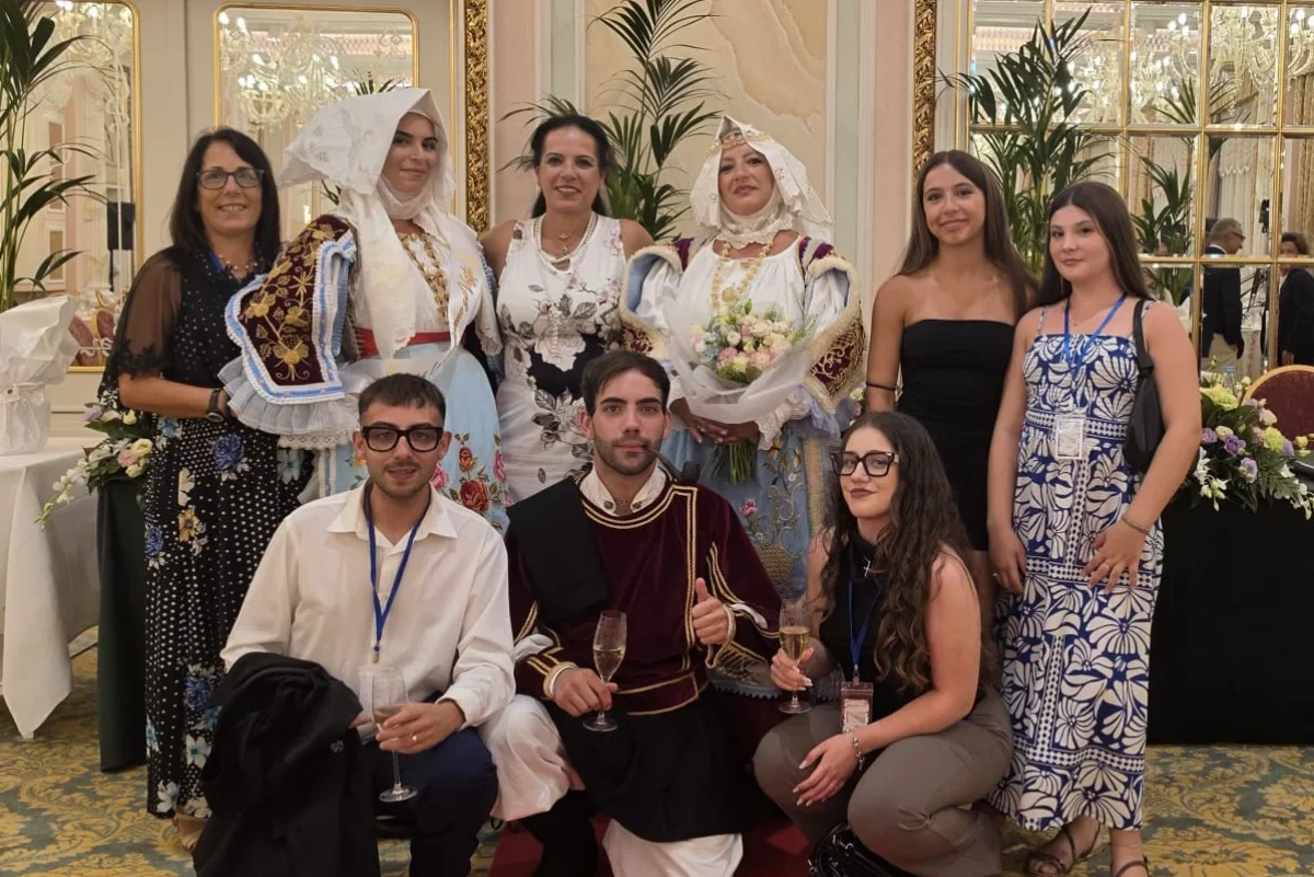 L’abito tradizionale di Sennori conquista Stresa: primo posto al concorso nazionale dedicato ai costumi storici