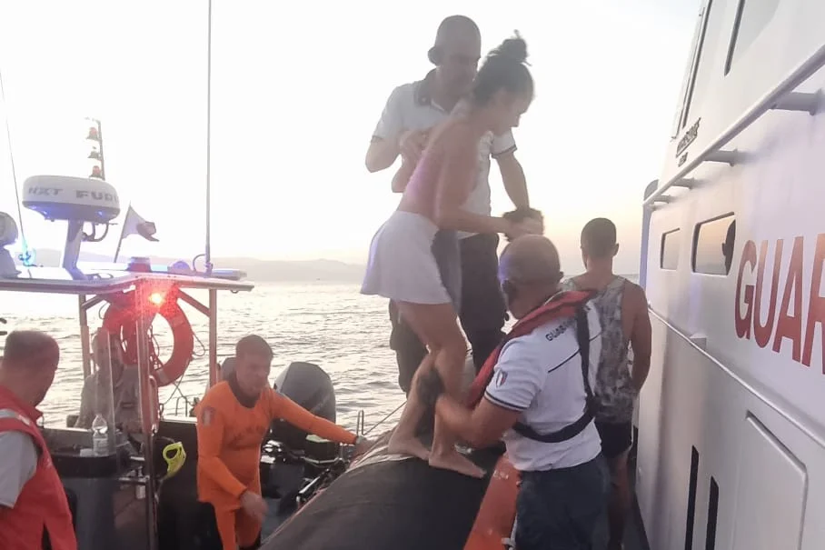Notte di paura sotto la Sella del Diavolo: due 20enni dispersi in SUP tratti in salvo all’alba