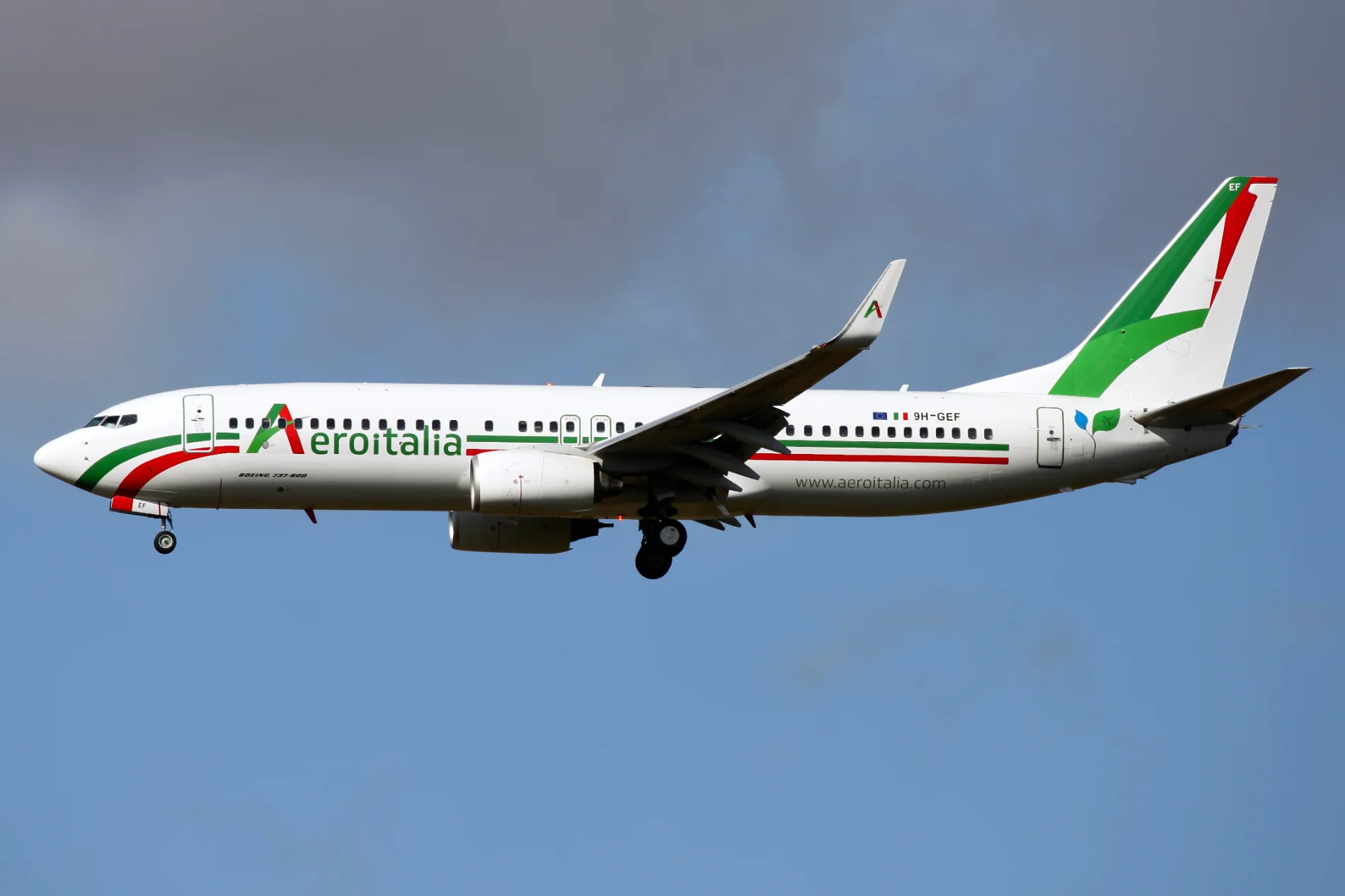 Voli in Sardegna e disservizi Aeroitalia, l’assessora Manca: “Sanzioni e controlli per garantire un servizio affidabile”