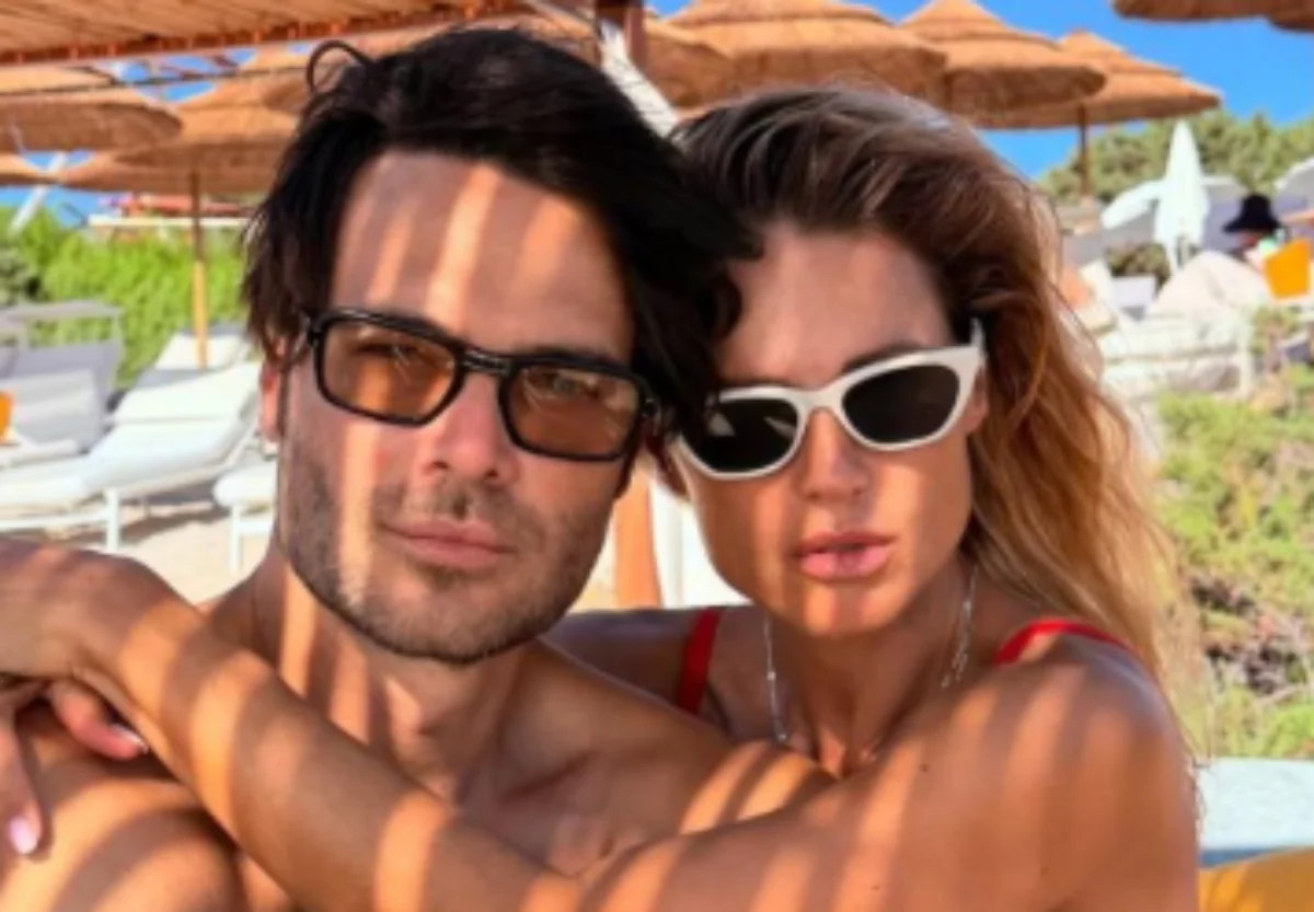 Michelle Hunziker sceglie ancora la Sardegna: vacanze tra San Pantaleo, Costa Smeralda e La Maddalena