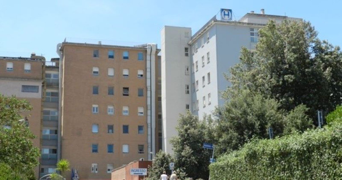 L’emergenza West Nile a Oristano: reparti in affanno al San Martino e contagi in costante crescita