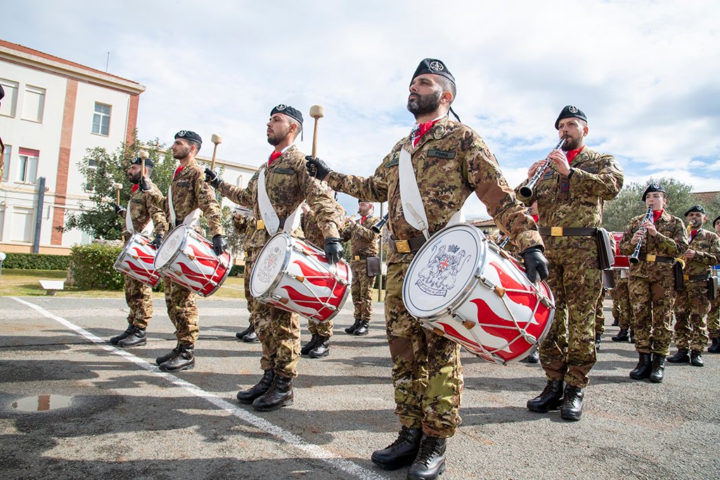 Fortza Paris: storia, significato e radici profonde del leggendario grido di guerra della gloriosa Brigata Sassari che unisce i sardi contro ogni avversità