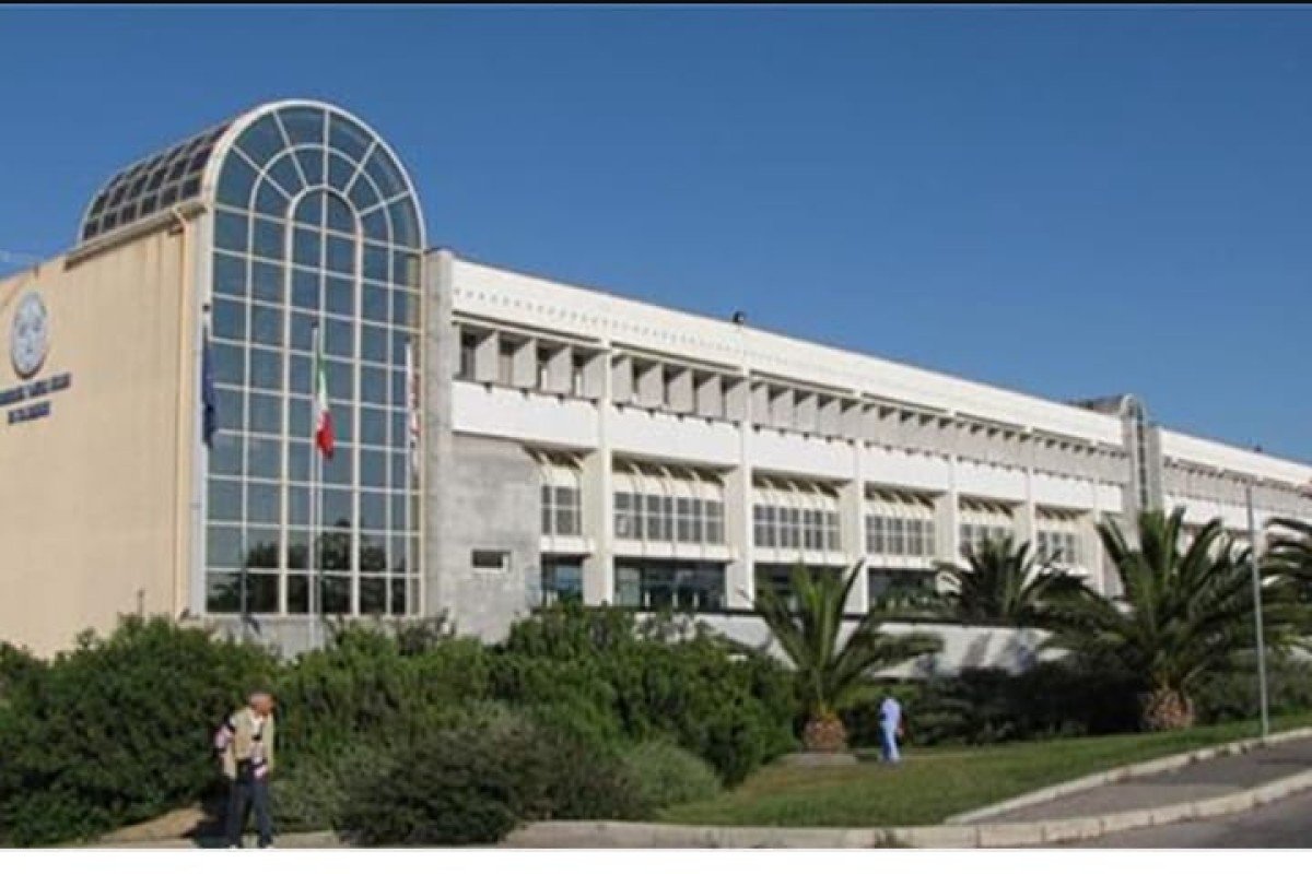 Bloccata in Polonia per tre mesi dopo un malore: l’odissea di una donna sarda e la mancanza di posti letto al Policlinico di Cagliari