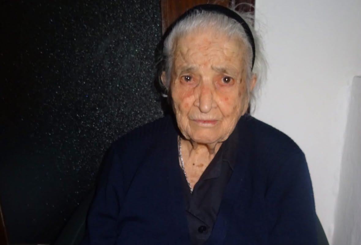 Gonnosfanadiga festeggia Tzia Pietrina Marongiu: 105 anni per una nuova centenaria sarda