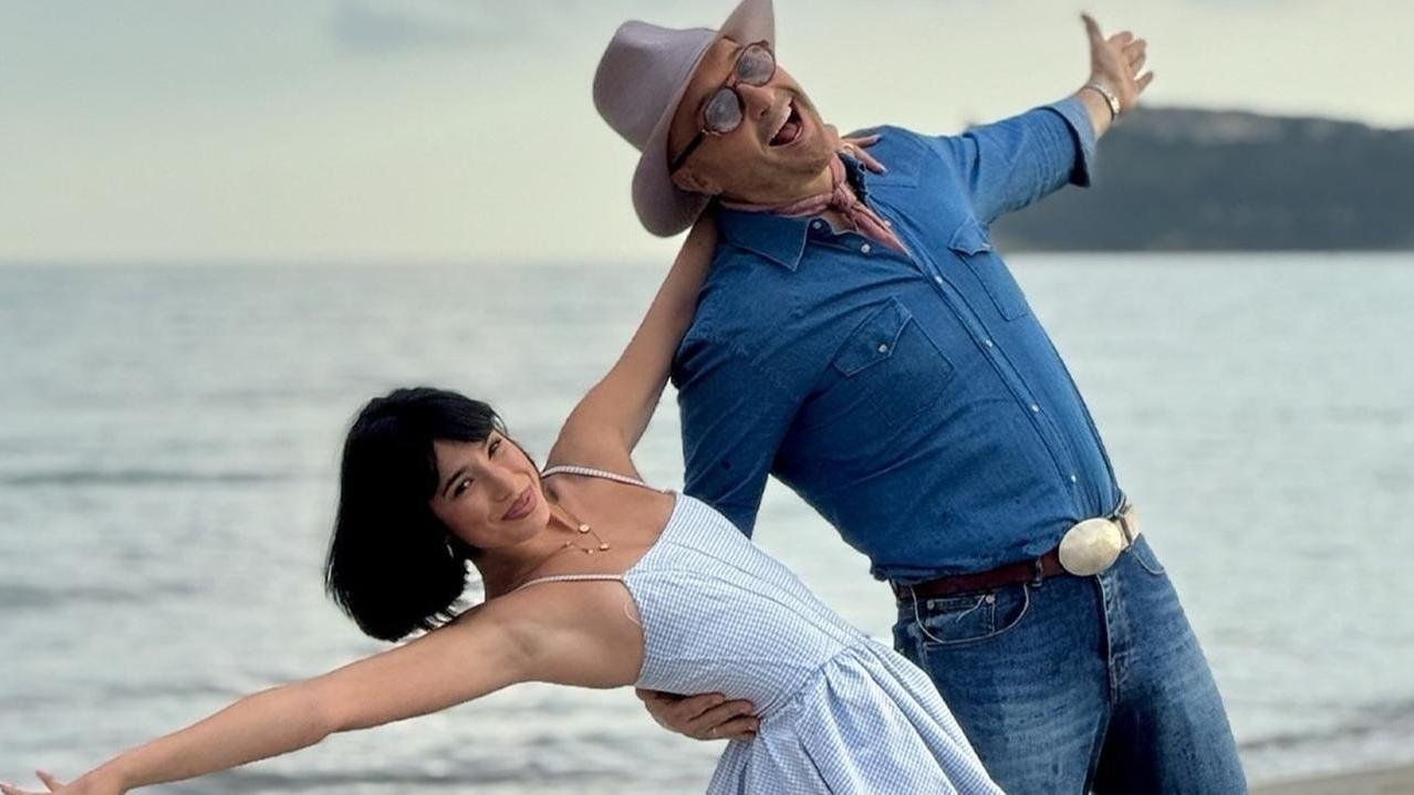 Foodish di Tv8 torna a Cagliari: Joe Bastianich e Martina Miliddi alla ricerca del fritto misto migliore