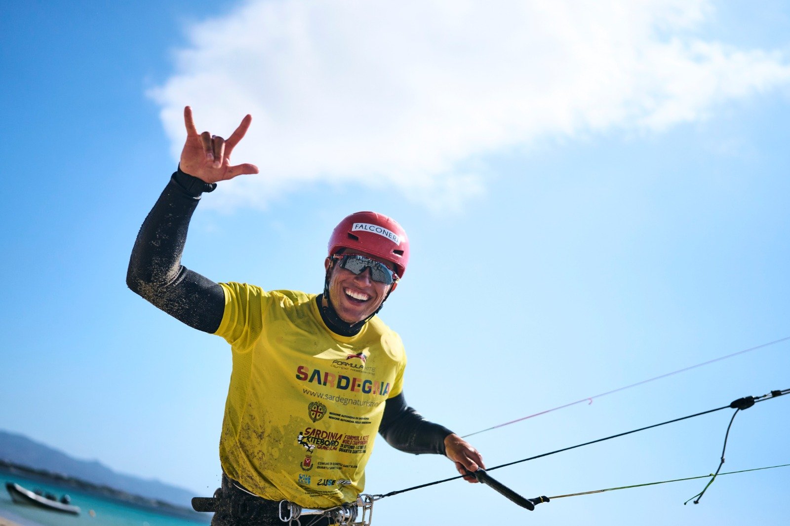 Formula Kite, a inizio ottobre i figli del vento tornano a sfidarsi nelle acque del Poetto di Quartu Sant'Elena