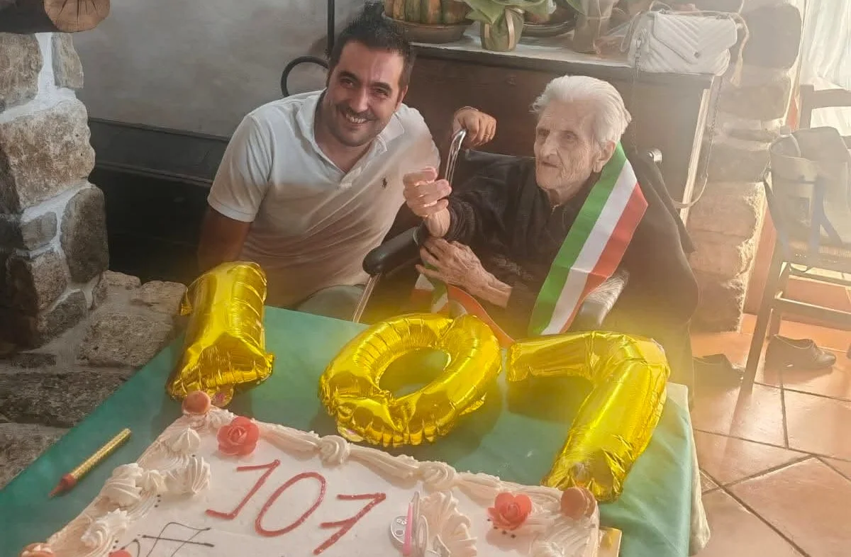 Escolca in festa: traguardo record per la Signora Uccia che oggi spegne 107 candeline